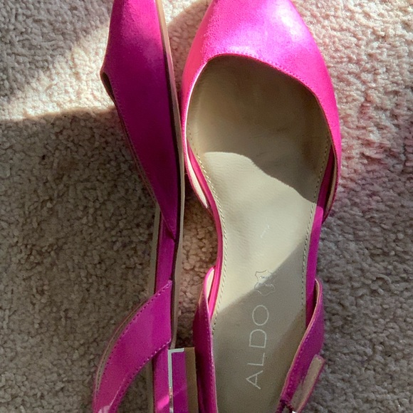 Aldo suede and leather fuchsia flats - Picture 5 of 7
